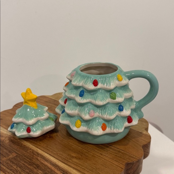 Mr. Christmas Nostalgic Coastal Blue Christmas Tree Mug with Lid - Picture 2 of 6